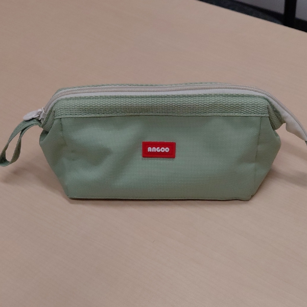 Sage Green Travel Pouch – Compact Men's Accessory Bag